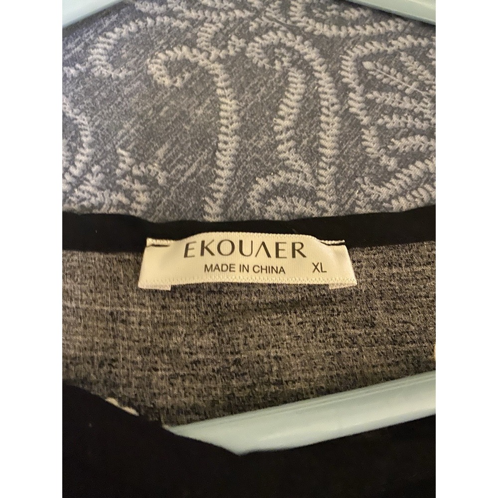 Ekouaer Ladies Size XL Butterfly  Top  White Black Short Sleeve - Picture 8 of 8